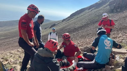 Mahsur kalan dağcılara böyle ulaşıldı