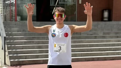 Milli pentatlet Arda Meriç’ten dünya ikinciliği