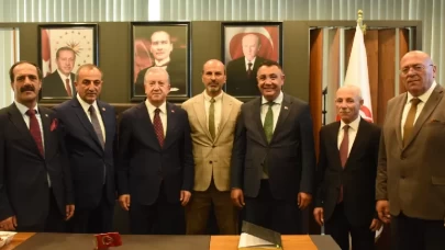 MHP’li Sadir Durmaz’dan Gümüşhane Belediyesi’ne ziyaret