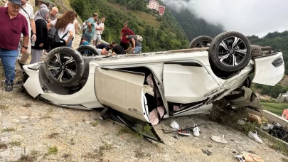 Göksu travertenlerinde trafik kazası: 4 yaralı