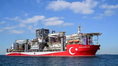 Bakan Bayraktar iki yeni sondaj gemisinin filoya katıldığını açıkladı