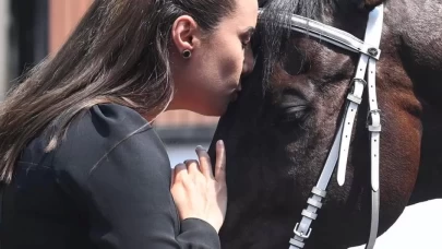 Türkiye'nin ilk kadın yarış spikeri Esen Gök evinde ölü bulundu!