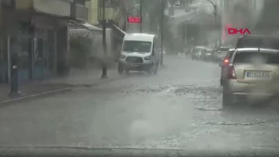 Trabzon'da sağanak yağış su taşkınlarına neden oldu