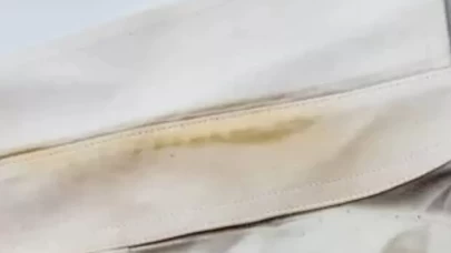 Sararan kıyafetler nasıl beyazlatılır? Püf noktalarıyla temizlik