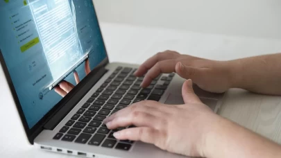 Türkiye'de geçen yıl 753 gazete resmi ilan yayımladı