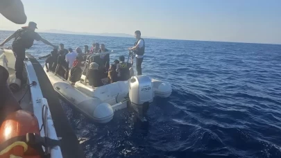 İzmir'de düzensiz göçmen operasyonu: 33 kurtarıldı, 31 yakalandı