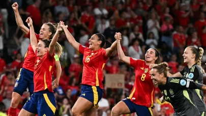 Kadınlar EURO 2025'te İspanya yarı finalde