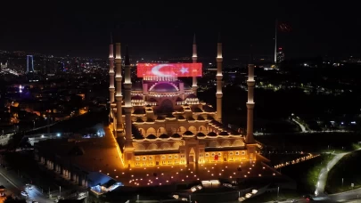 15 Temmuz'un 9. yılında Türkiye çapında camilerde sela okundu