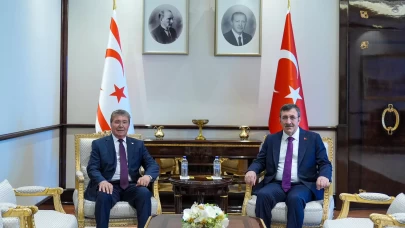 Cumhurbaşkanı Yardımcısı Yılmaz, KKTC Başbakanı Üstel ile görüştü
