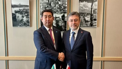 Bakan Yumaklı, Kazak mevkidaşı Saparov ile görüştü