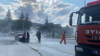 Çankırı'da seyir halindeki otomobil yandı