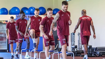 Trabzonspor günün ilk antrenmanında salonda çalıştı