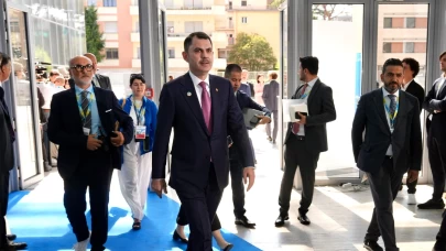 Bakan Kurum, Arnavutluk Başbakanı Rama, İtalya ve Ukraynalı bakanlarla görüştü