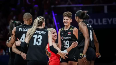 Filenin Sultanları, VNL'de yarın Çekya ile karşılaşacak