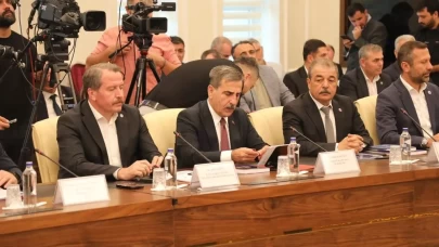 Toplu sözleşme süreci başladı! Türkiye Kamu-Sen masada