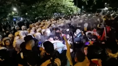 Devleti soyanlar için gençleri kullanmayı bırakın!