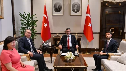 Cumhurbaşkanı Yardımcısı Yılmaz, AB Türkiye Delegasyonu Başkanı Ossowski ile bir araya geldi