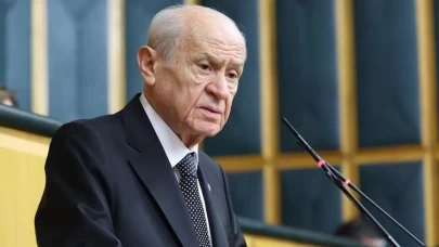 MHP'den Leman'a karikatür tepkisi! Peygamberimizin yolu yolumuzdur, sözü sözümüzdür