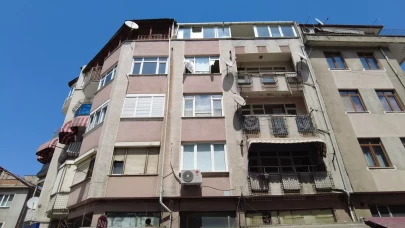 Edirne’de 52 yıllık binada kolonlar patladı