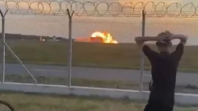 Polonya’da gösteri provası sırasında F16 savaş uçağı yere çakıldı