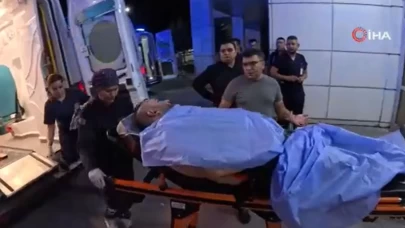 "Yan baktın" deyip 6 kişi döverek hastanelik etti