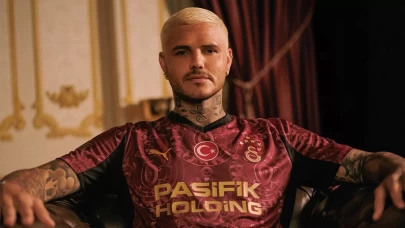 Galatasaray, yeni sezon alternatif formasını tanıttı