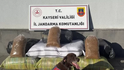 Kimlik kontrolü için durdurulan otobüsten 230 kilogram kaçak tütün çıktı