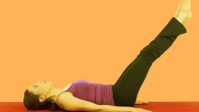 Bacakları güçlendiren Leg lifts hareketi! Nasıl yapılır ve faydaları nelerdir?