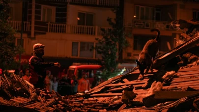 Balıkesir beşik gibi sallanıyor! 4 saat içinde 84 artçı deprem oldu
