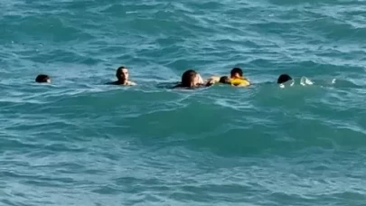 Arnavutköy’de denize giren kişi son anda ölümden döndü