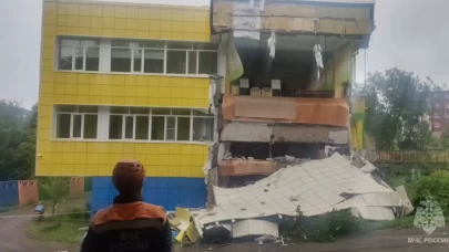 Kamçatka Yarımadası'nda bir saatte 3 deprem!