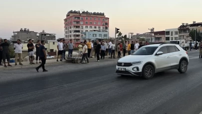 Otomobille çarpışan motosikletin sürücüsü öldü