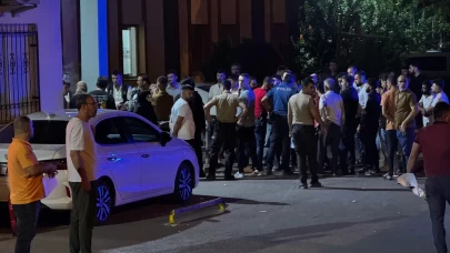 Sokak ortasında saldırıya uğrayan genç hayatını kaybetti