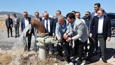 Dikili’nin jeotermal su kuyusu açıldı