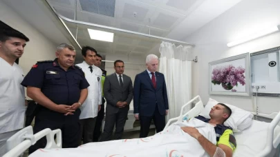 Vali Gül, kazada yaralanan jandarma personelini ziyaret etti