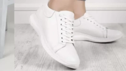 Beyaz deri ayakkabılarınızı parıl parıl yapacak! İşte kolay temizlik tüyoları