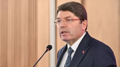 Bakan Tunç: CHP Genel Merkezi yalan üretim merkezine dönüşmüş durumda