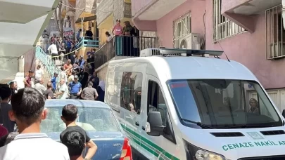 Anne ve babası ölü bulundu, beş yaşındaki Dicle kayıp