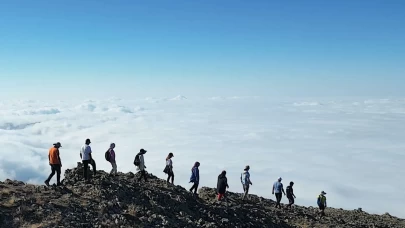 "Uçurumdaki mescit" doğa tutkunları ve dağcıların rotasında