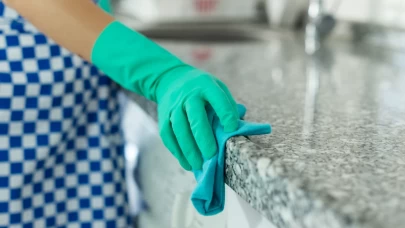 Mutfak tezgahını limonla temizleyin görüntüye inanamayacaksınız!