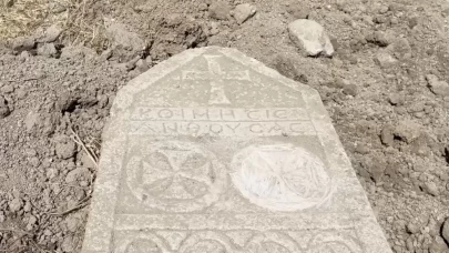 Çorum'da altyapı çalışması sırasında tarihi mezar taşı bulundu