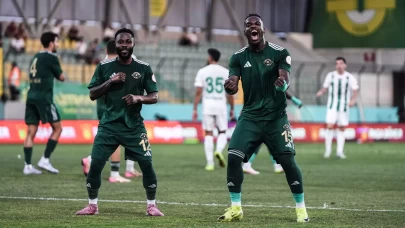 Esenler Erokspor farklı kazandı