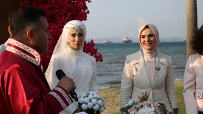 Bakan Göktaş Yalova'da nikah törenine katıldı