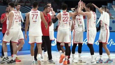 12 Dev Adam, EuroBasket 2025’e 2’de 2 ile başladı