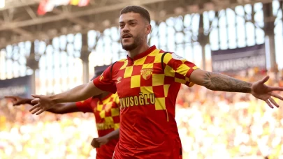 Romulo rekor bonservis bedeliyle Göztepe'ye veda ediyor