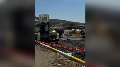 İzmir'de asit tankı patladı, 16 araç hasar gördü
