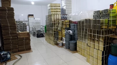 Edremit’te taklit ve tağşiş 15 bin 365 litre zeytinyağı ele geçirildi