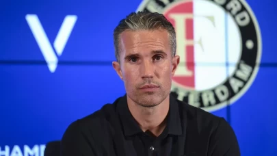 Robin van Persie'den Fenerbahçe'ye övgü