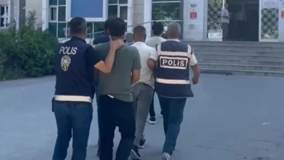 Kırşehir'de emekli kadını dolandıran 3 zanlı tutuklandı