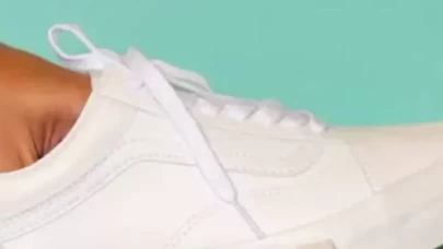 Beyaz spor ayakkabılarınızı ilk gün gibi parlatmanın yolları
